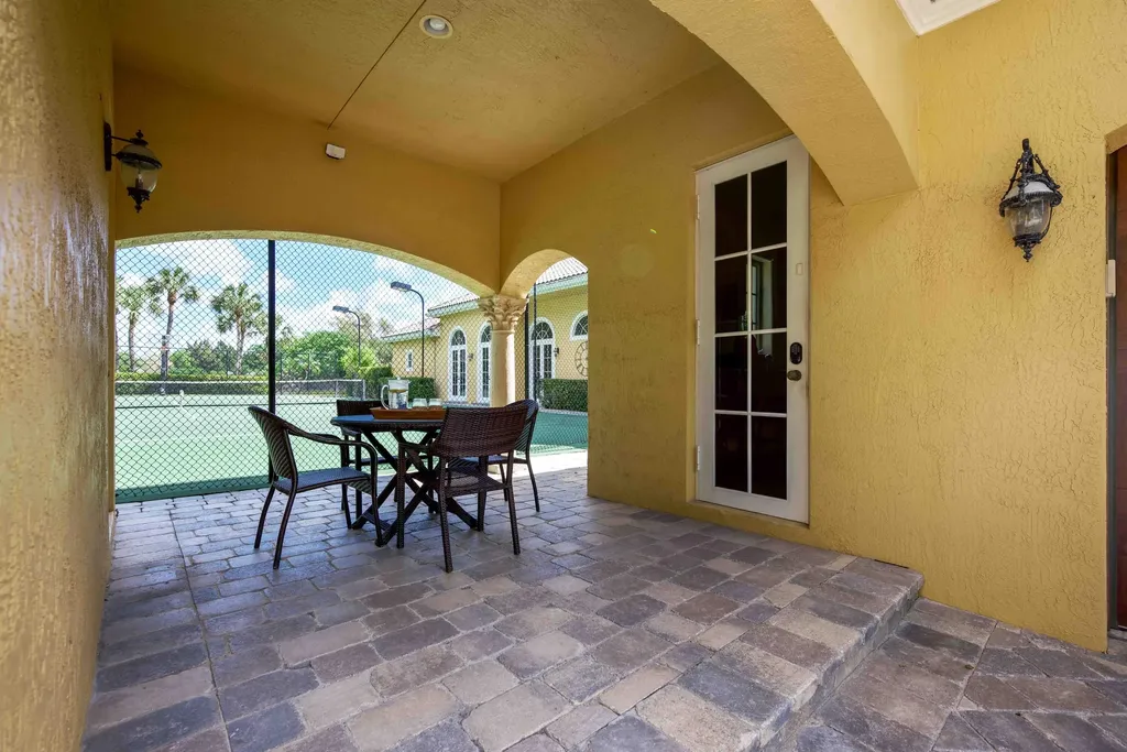 18118 Daybreak Drive Boca Raton FL 33496