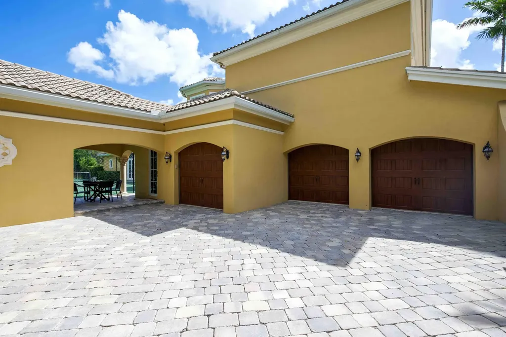 18118 Daybreak Drive Boca Raton FL 33496