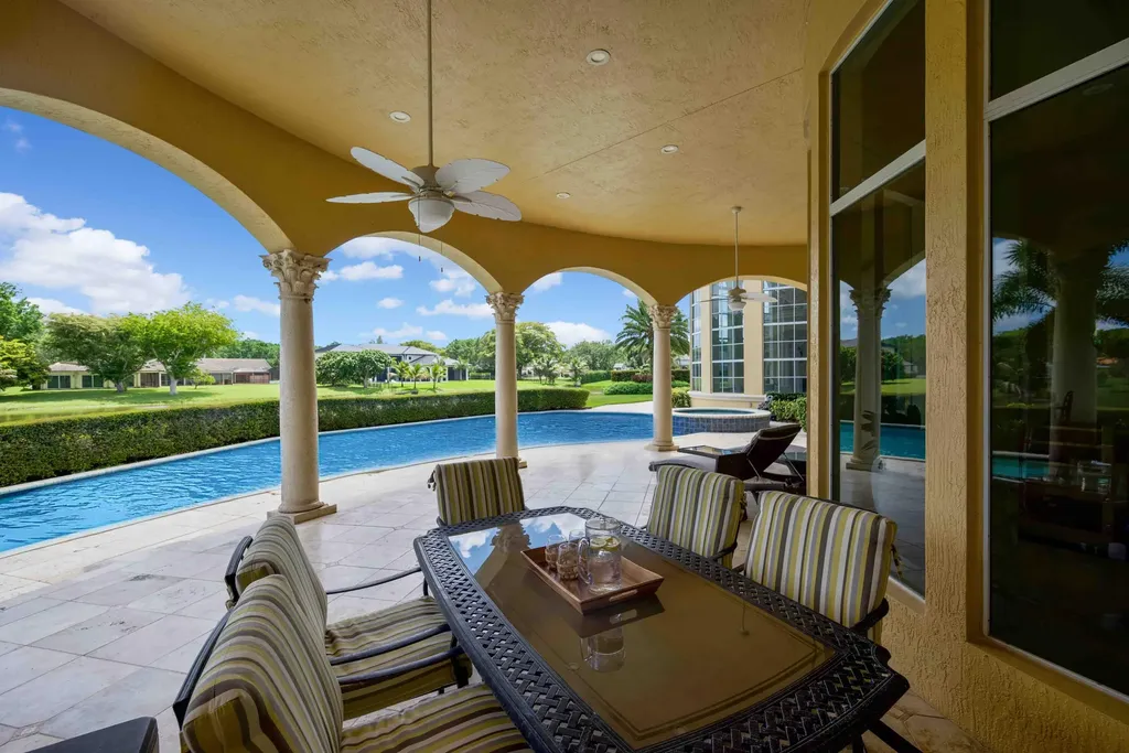 18118 Daybreak Drive Boca Raton FL 33496