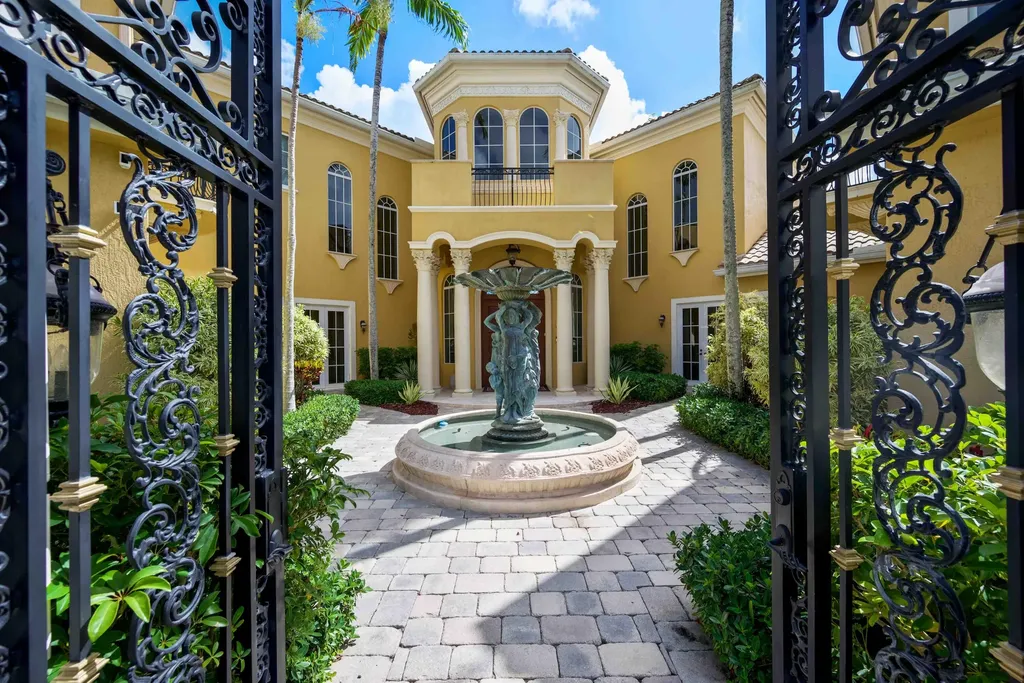 18118 Daybreak Drive Boca Raton FL 33496
