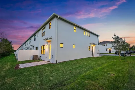 501 SW Sally Way Stuart FL 34997