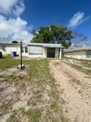 161 SW 6th Court Court SW Vero Beach FL 32962