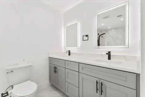 4040 NE 6th Avenue Deerfield Beach FL 33064