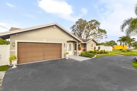 4040 NE 6th Avenue Deerfield Beach FL 33064