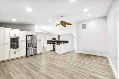 4040 NE 6th Avenue Deerfield Beach FL 33064