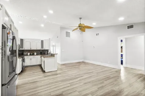 4040 NE 6th Avenue Deerfield Beach FL 33064