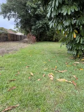 1556 W 35th Street Riviera Beach FL 33404