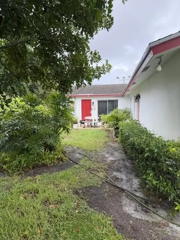 1556 W 35th Street Riviera Beach FL 33404