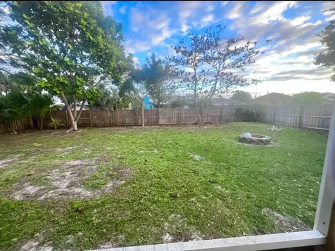 850 SW Durham Terrace Port St Lucie FL 34953