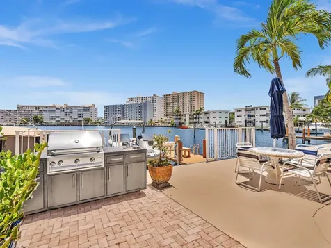 2000 Diana Drive Hallandale Beach FL 33009