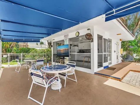 2000 Diana Drive Hallandale Beach FL 33009