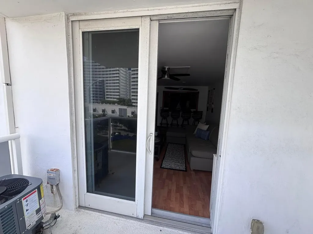 336 N Birch Road Fort Lauderdale FL 33304