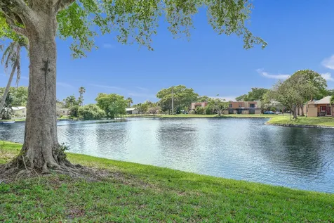 8992 Palm Tree Lane Pembroke Pines FL 33024