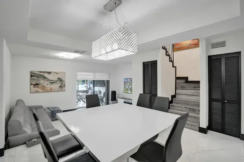 8992 Palm Tree Lane Pembroke Pines FL 33024