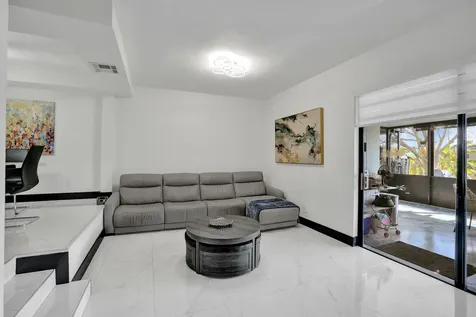 8992 Palm Tree Lane Pembroke Pines FL 33024