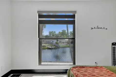 8992 Palm Tree Lane Pembroke Pines FL 33024