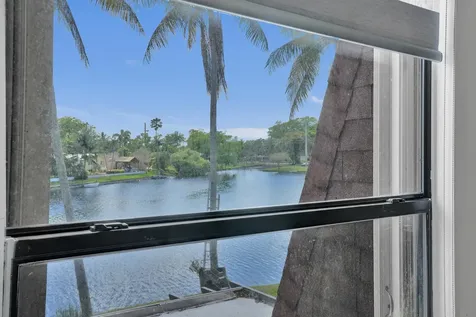 8992 Palm Tree Lane Pembroke Pines FL 33024