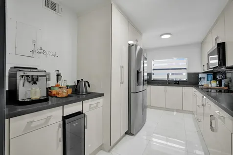 8992 Palm Tree Lane Pembroke Pines FL 33024