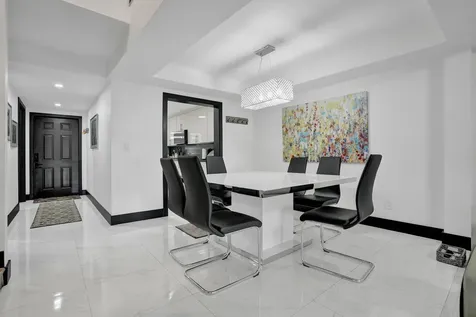8992 Palm Tree Lane Pembroke Pines FL 33024