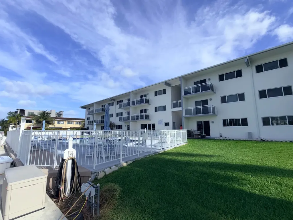 1475 SE 15th Street Fort Lauderdale FL 33316