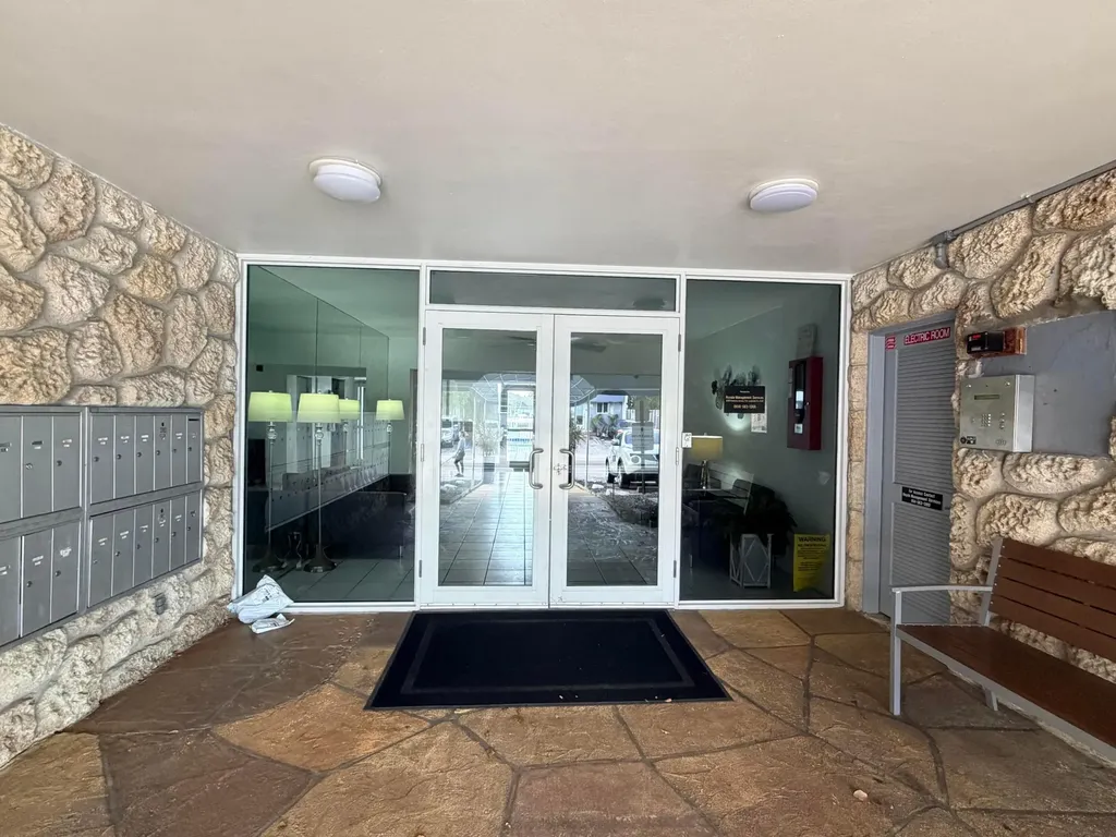 1475 SE 15th Street Fort Lauderdale FL 33316