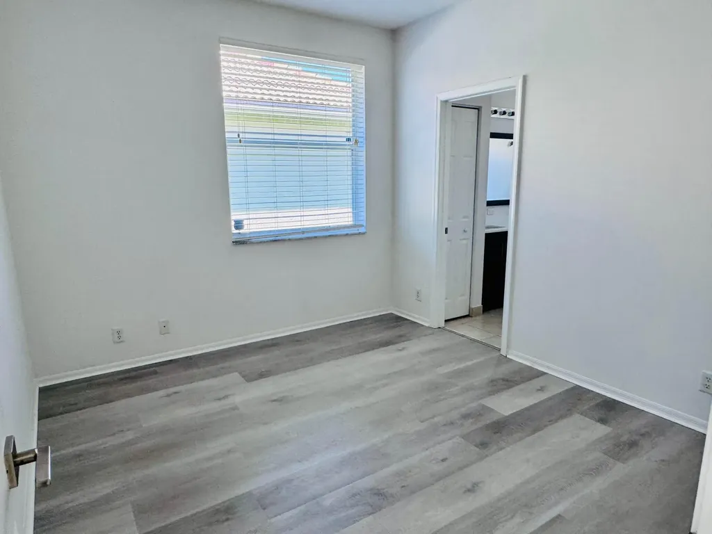 9360 Cove Point Circle Boynton Beach FL 33472