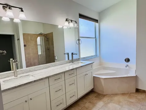 9360 Cove Point Circle Boynton Beach FL 33472