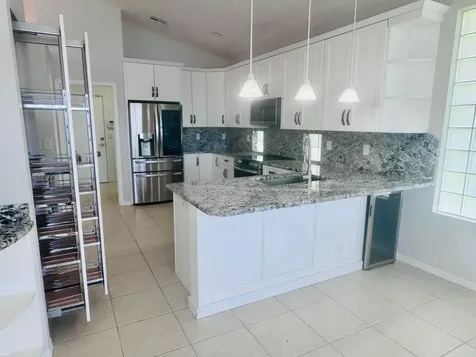 9360 Cove Point Circle Boynton Beach FL 33472