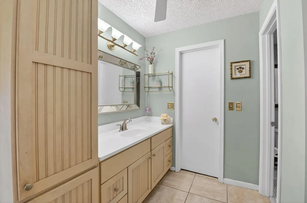 1600 NW 18th Avenue Delray Beach FL 33445