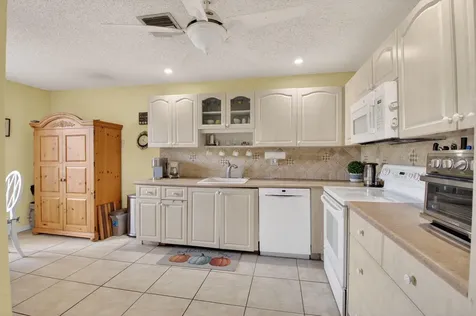 1600 NW 18th Avenue Delray Beach FL 33445