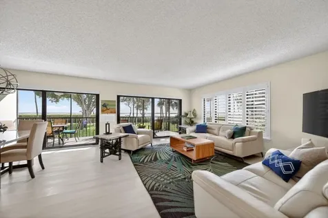 218 NE Edgewater Drive Hutchinson Island FL 34996