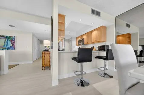 218 NE Edgewater Drive Hutchinson Island FL 34996