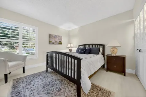 218 NE Edgewater Drive Hutchinson Island FL 34996