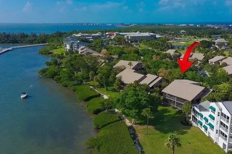 218 NE Edgewater Drive Hutchinson Island FL 34996