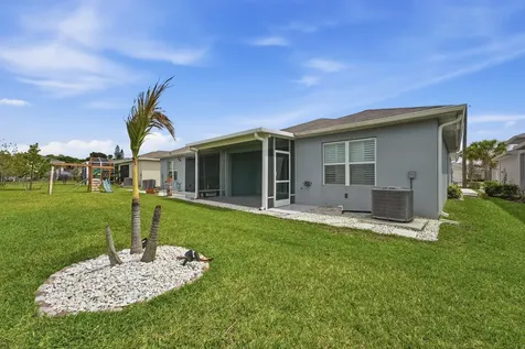 812 Persimmon Place Fort Pierce FL 34981