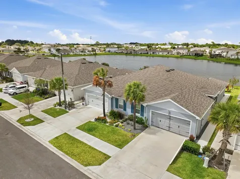 812 Persimmon Place Fort Pierce FL 34981
