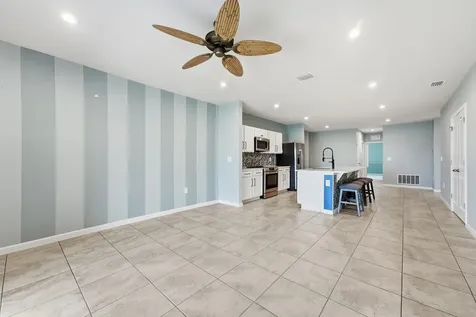 812 Persimmon Place Fort Pierce FL 34981