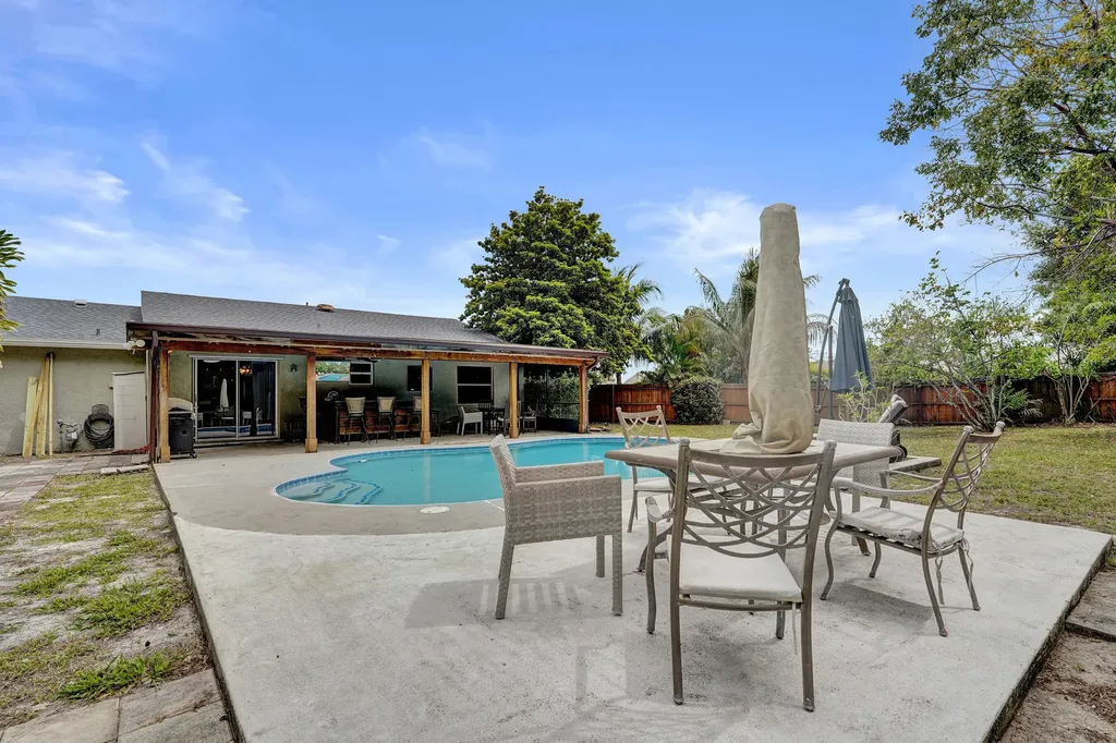 4878 Spartacus Drive Lake Worth FL 33463