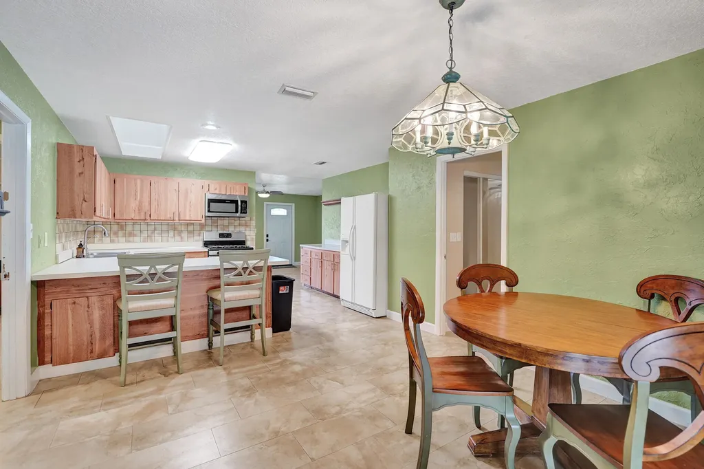 4878 Spartacus Drive Lake Worth FL 33463