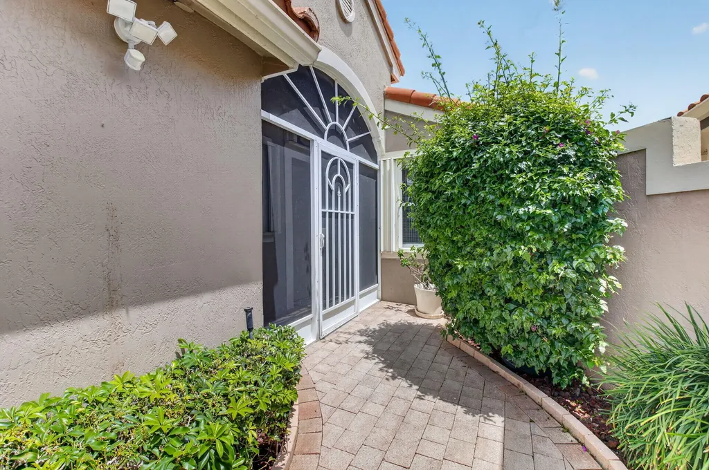 11592 Lawton Road Boynton Beach FL 33437