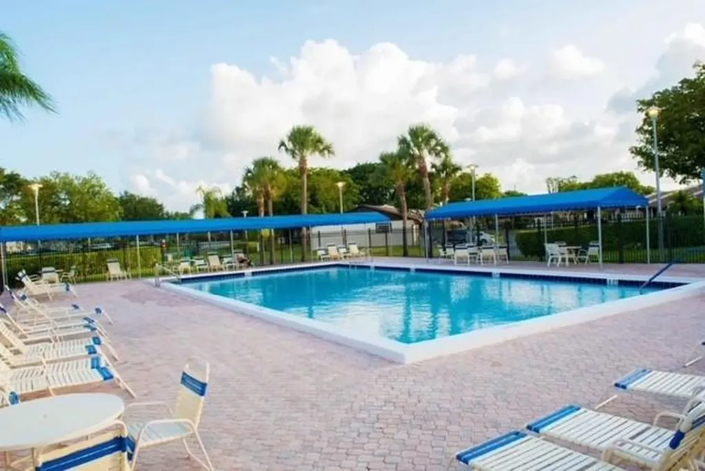 5160 Las Verdes Circle Delray Beach FL 33484