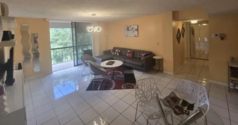 5160 Las Verdes Circle Delray Beach FL 33484