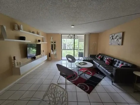 5160 Las Verdes Circle Delray Beach FL 33484