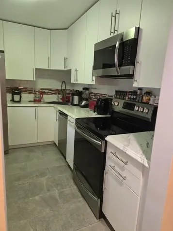 5160 Las Verdes Circle Delray Beach FL 33484