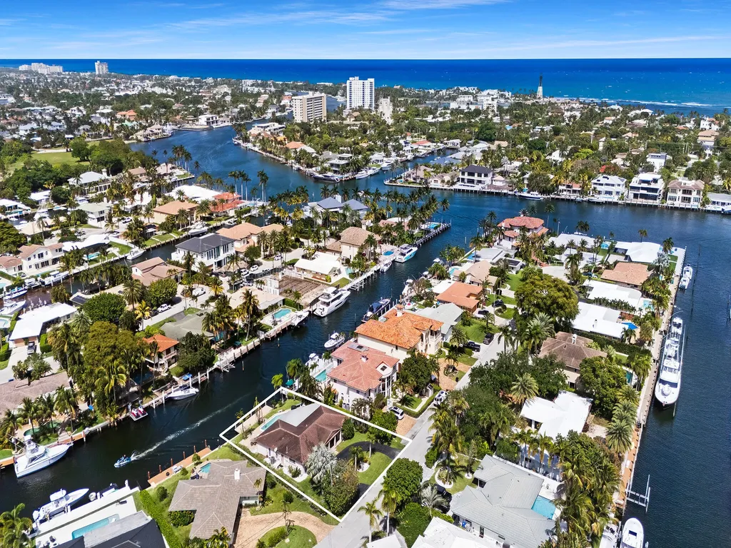 2881 NE 22nd Court Pompano Beach FL 33062