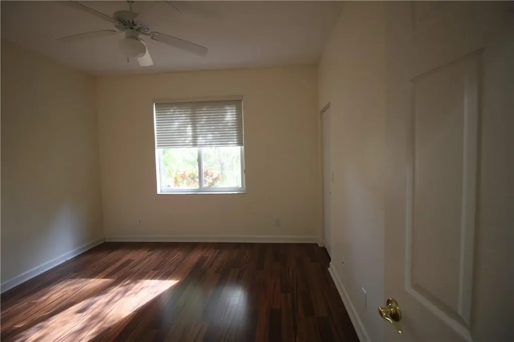 5842 NW 123rd Avenue Coral Springs FL 33076