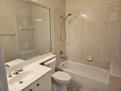5842 NW 123rd Avenue Coral Springs FL 33076