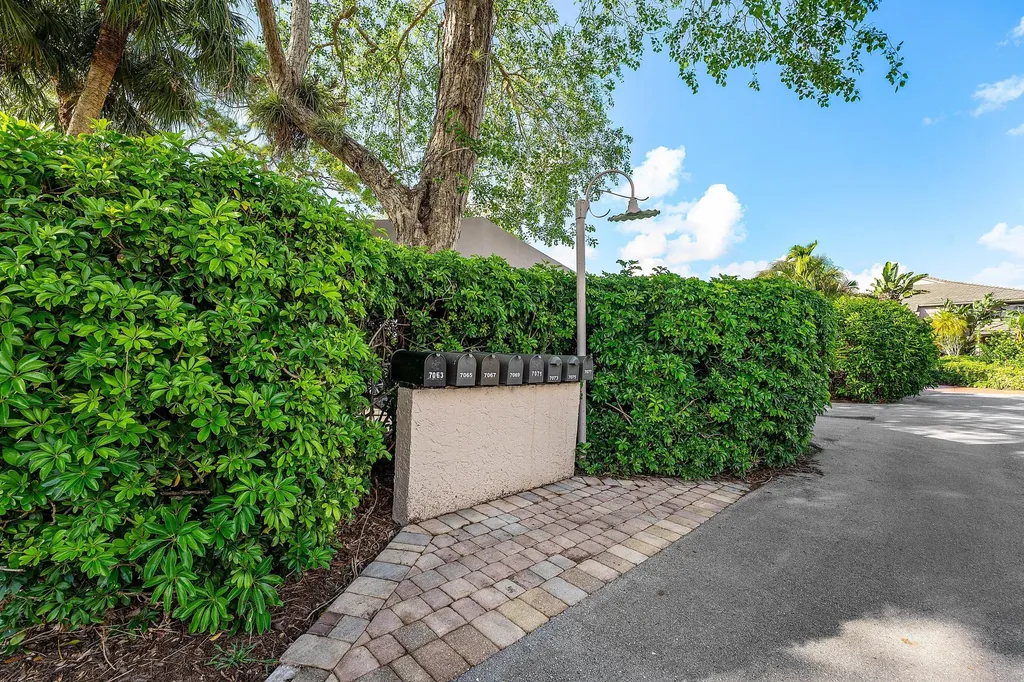 7077 Rain Forest Drive Boca Raton FL 33434