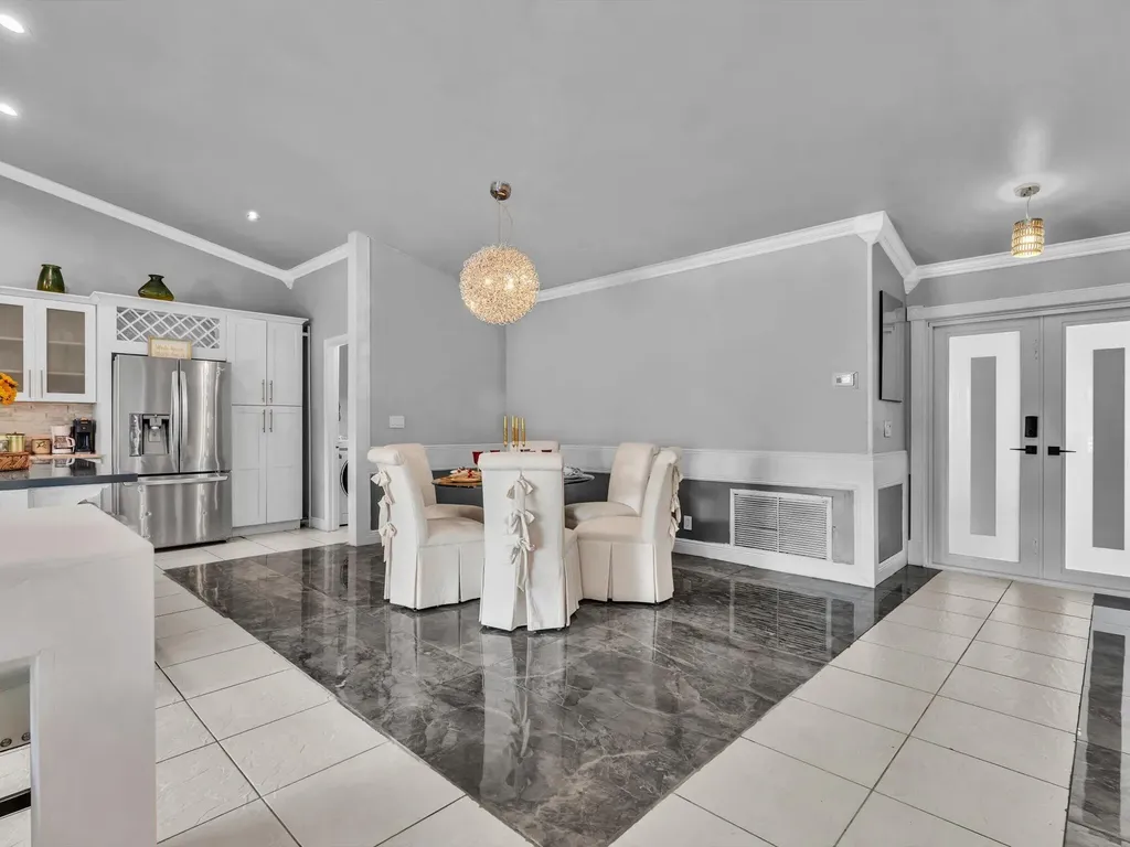 5165 NW 99th Way Coral Springs FL 33076