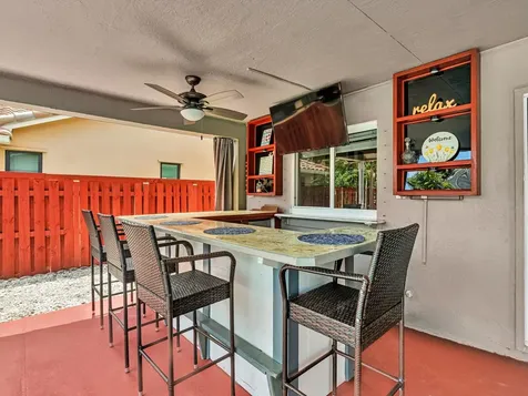 5165 NW 99th Way Coral Springs FL 33076